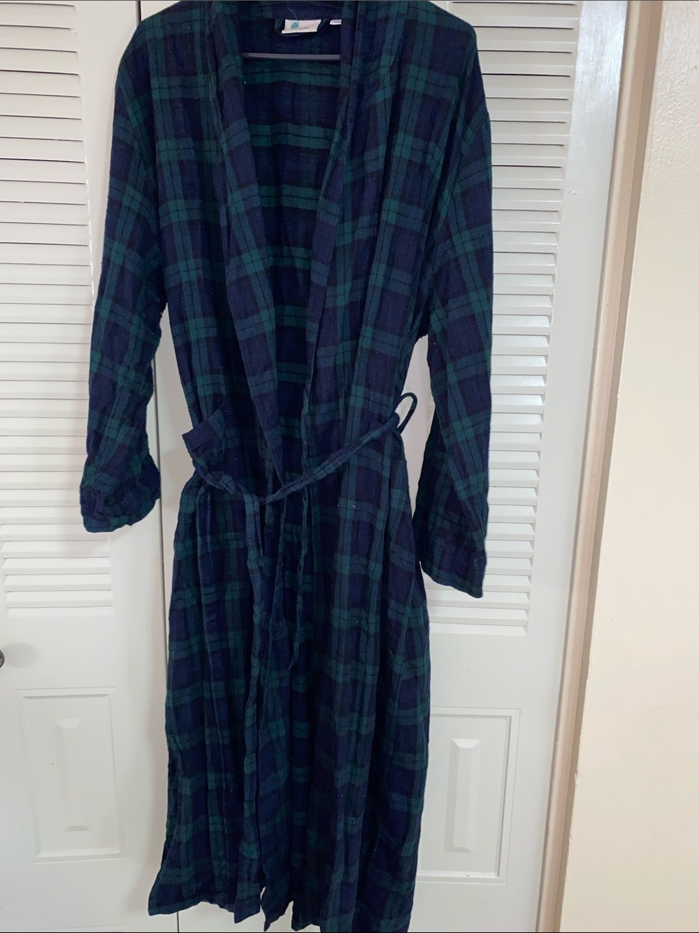 Vintage • L.L. Bean • Flannel Robe • Large • Black Watch Plaid • Cotton - Picture 4 of 5